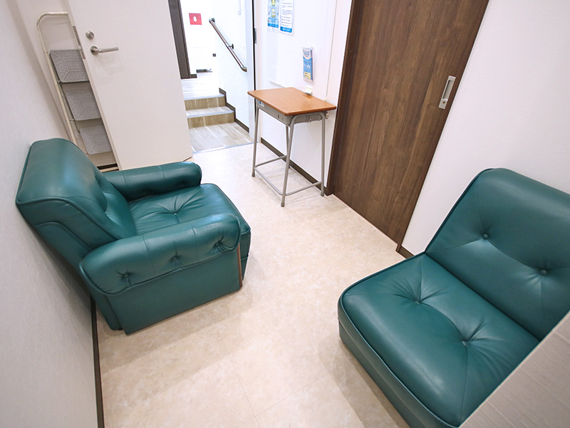 歯科・小児歯科　待合室